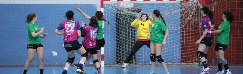 Lance del partido jugado en Toledo por el Handball