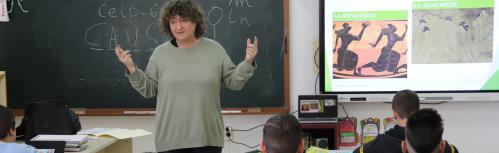 Marisol Camuñas durante un taller de igualdad en el colegio Tierno Galván