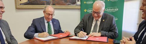 Mariano León y Julián Nieva firman el convenio