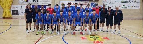 Los Hispanos Junior antes del último entrenamiento en la concentración de Manzanares previa al Mundial