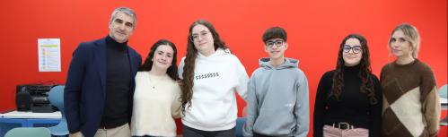 Alumnado IES Azuer Saber y Ganar (Navidad 2025-26)