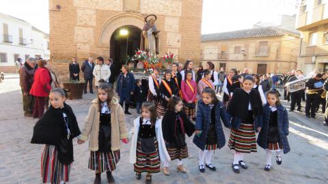 Inicio de la procesión de San Antón en 2019