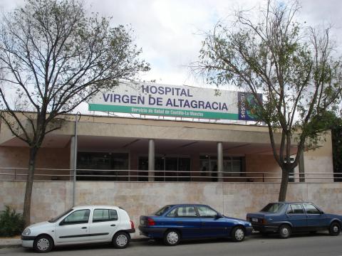Exterior del hospital de Manzanares en imagen de archivo