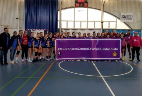 Equipos juveniles femeninos del BM Manzanares y Handball Femenino en noviembre de 2019