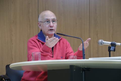 Federico Gallego Ripoll durante la presentación de su libro