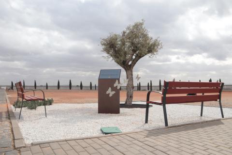 Nuevo espacio en el cementerio de Manzanares para recordar a los bebés no nacidos