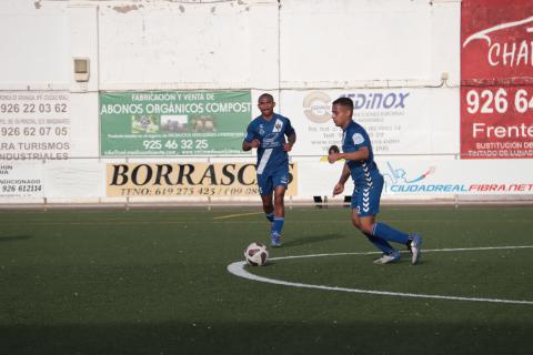 Juan Vásquez marcó el tercer gol del Manzanares