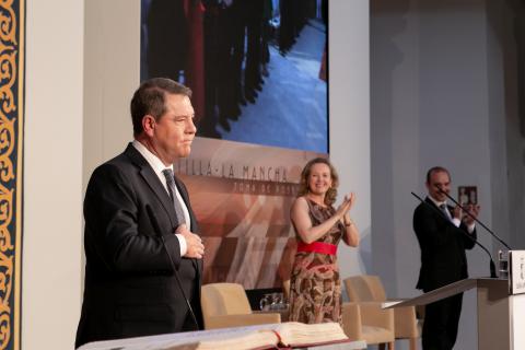 El presidente de Castilla-La Mancha tras la toma de posesión del cargo