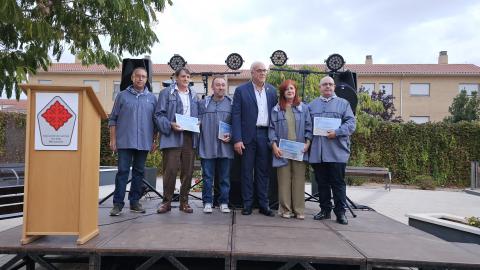 Foto conjunta con los galardonados