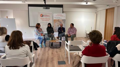 Mesa redonda 'Trabajo y salud mental, un vínculo fundamental'