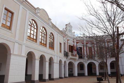 Exterior del Ayuntamiento de Manzanares