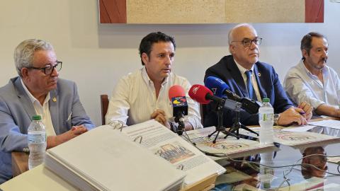 El empresario taurino Manuel Amador durante la presentación del cartel de la feria 2025