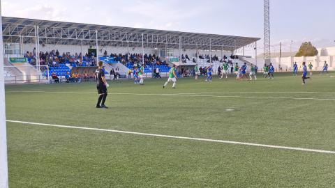 Jugada del partido entre el Manzanares y el Herencia