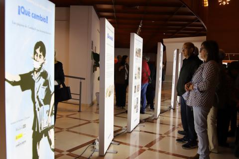 Inauguración Exposición ¡Qué Camb16!