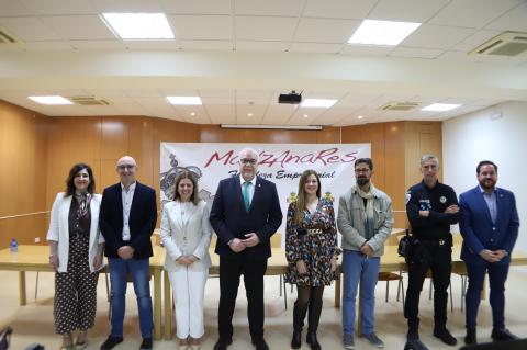 Representantes del Equipo de Gobierno y de todos los sindicatos 