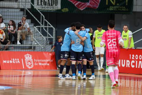 Celebración de uno de los goles del Manzanares