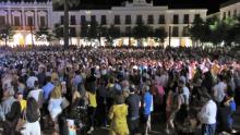 4.000 personas llenaron la plaza en el concierto de Paco Candela