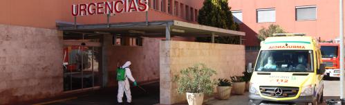 Entrada de Urgencias durante una desinfección