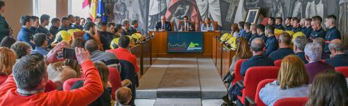 El acto se celebró en el salón de plenos de la Diputación