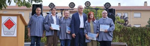 Foto conjunta con los galardonados