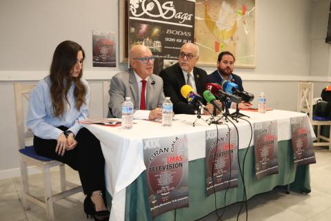 Julián Camacho presenta la gala junto a Julián Nieva y Pablo Camacho
