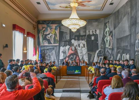 El acto se celebró en el salón de plenos de la Diputación