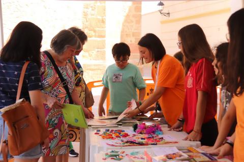 Mercadillo solidario Talayot (julio 2024)