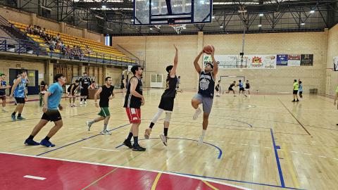 Partidos de 3x3 en el torneo de las fiestas patronales 2024