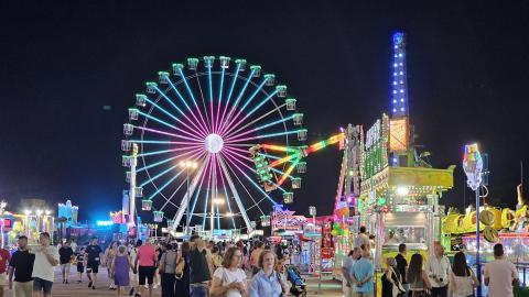 Vista general del recinto de atracciones de la feria 2026 de Manzanares