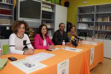 Representantes del Ayuntamiento de Manzanares, Consejería de Bienestar Social y Sescam