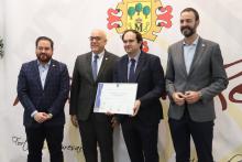 Renovación del distintivo SICTED al Parador de Manzanares, Cristalería Muñoz de Luna, Elegance y Yuntero Tienda Gourmet