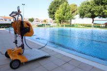 Preparación de la piscina municipal para su apertura (verano 2026)