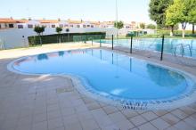 Preparación de la piscina municipal para su apertura (verano 2026)
