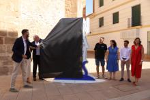 Nuevo letrero turístico de Manzanares en la plaza de la Constitución