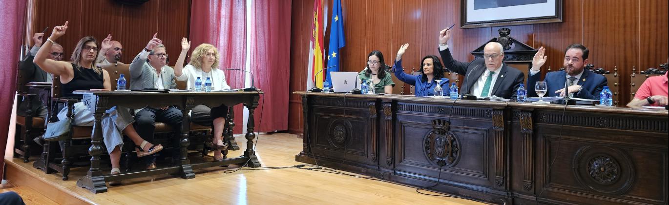 Aprobación unánime de uno de los puntos de la sesión