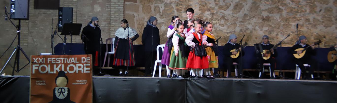 XXI Festival de Foklore Infantil-Juvenil (Grupo Mazantini Ciudad Real)