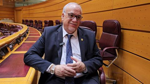 Embedded thumbnail for Reportaje - Un día en el Senado con Julián Nieva