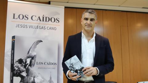 Embedded thumbnail for Presentación del libro &#039;Los caídos&#039; de Jesús Villegas Cano